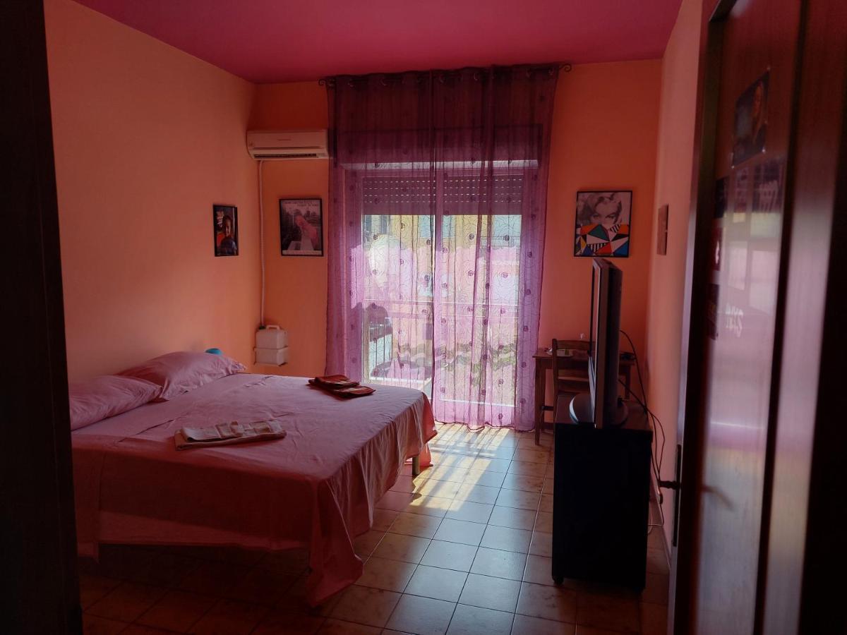 Hotel Metropolis Palermo Esterno foto