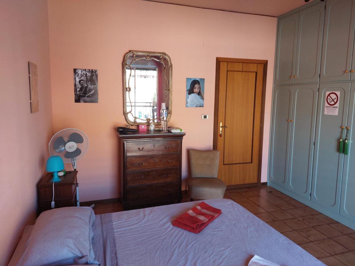 Hotel Metropolis Palermo Esterno foto
